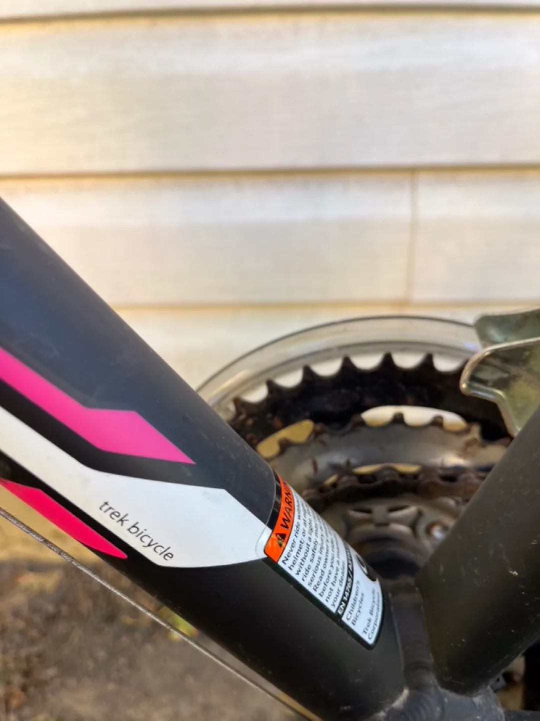 Trek MT 220 Girls' Mountain Bike image indicator(6)