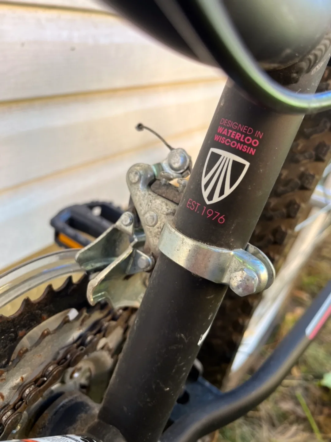 Trek MT 220 Girls' Mountain Bike image indicator(7)