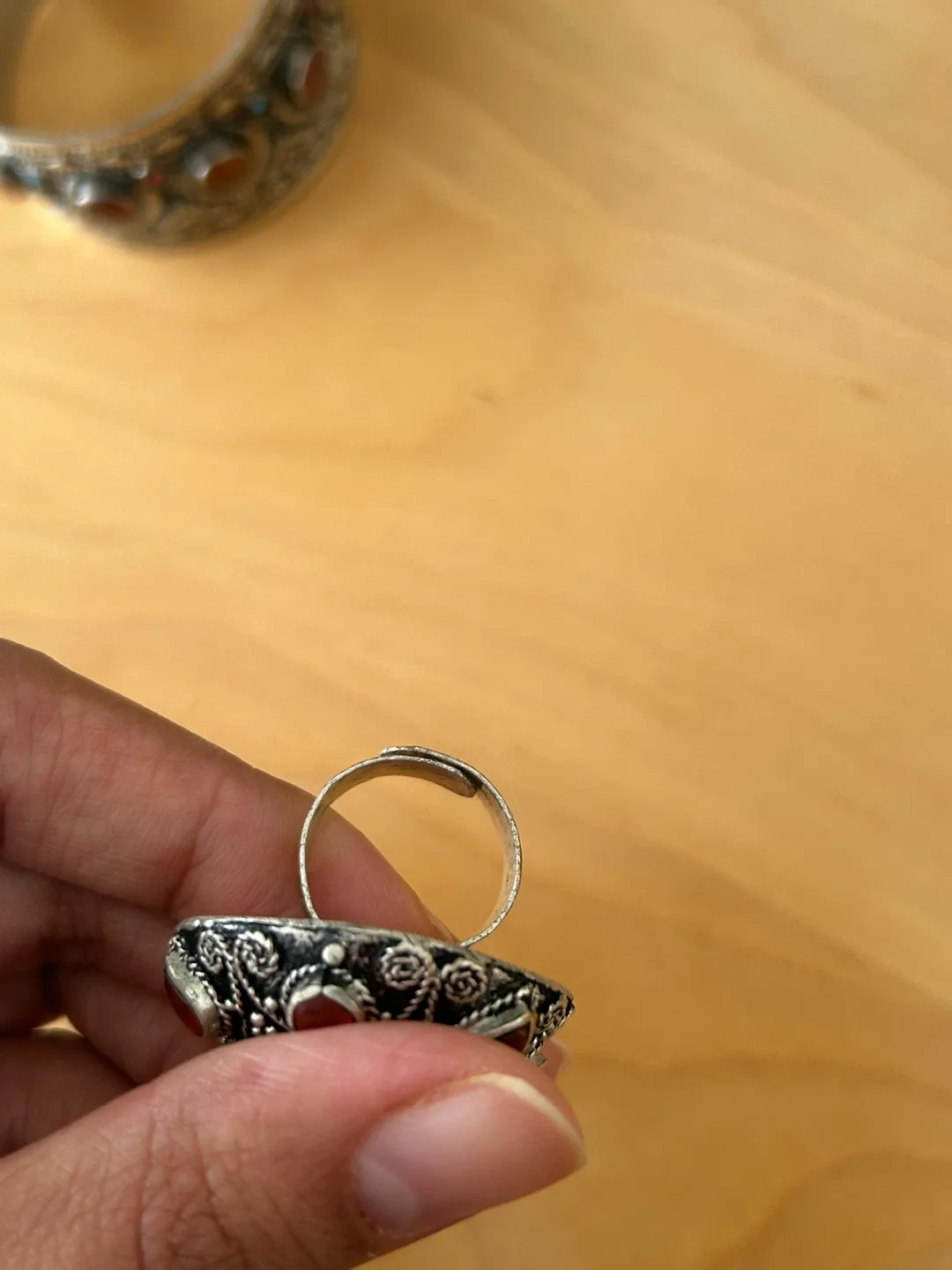 Vintage Silver Ring with Red Stone image indicator(3)
