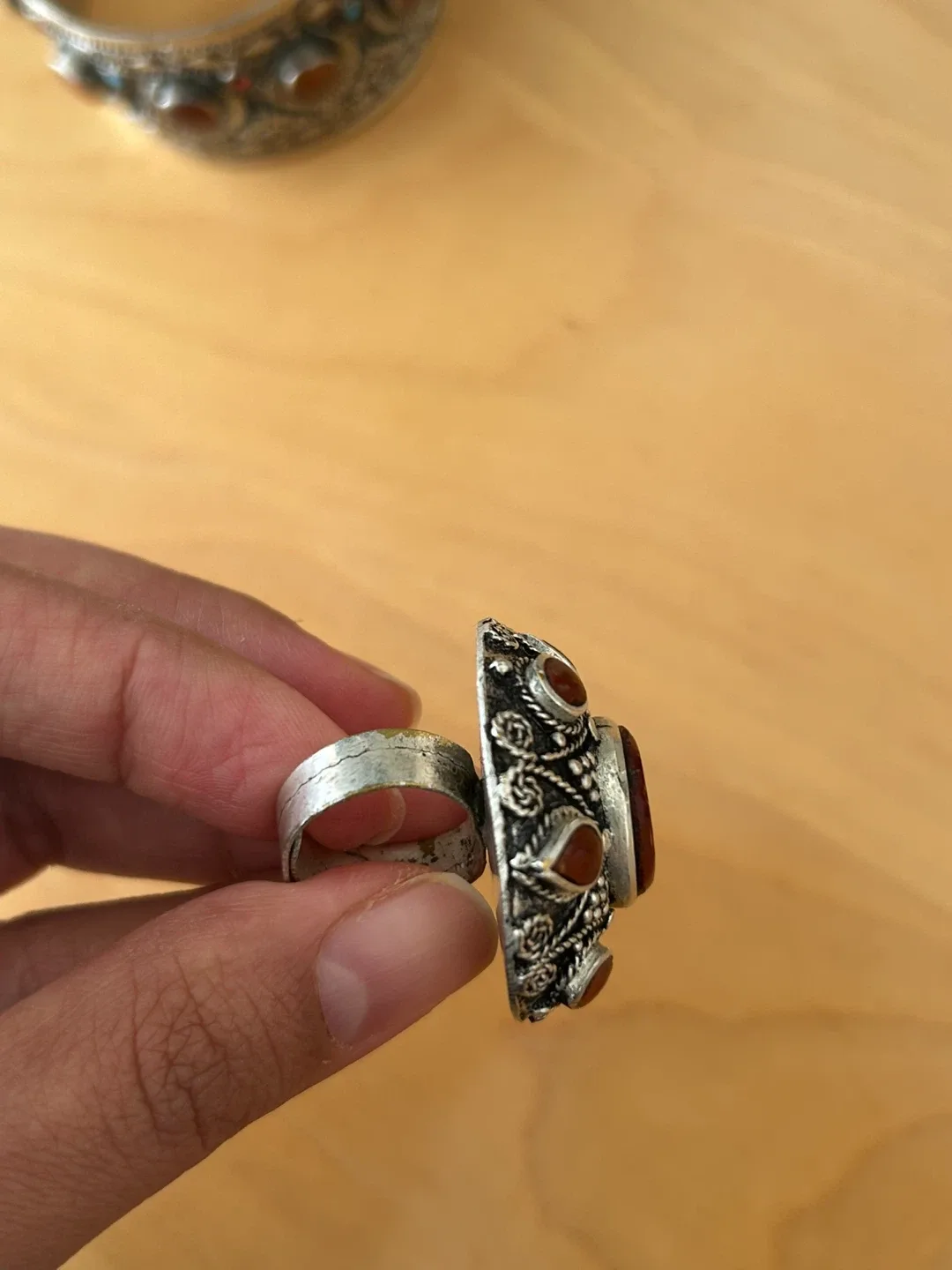 Vintage Silver Ring with Red Stone image indicator(2)