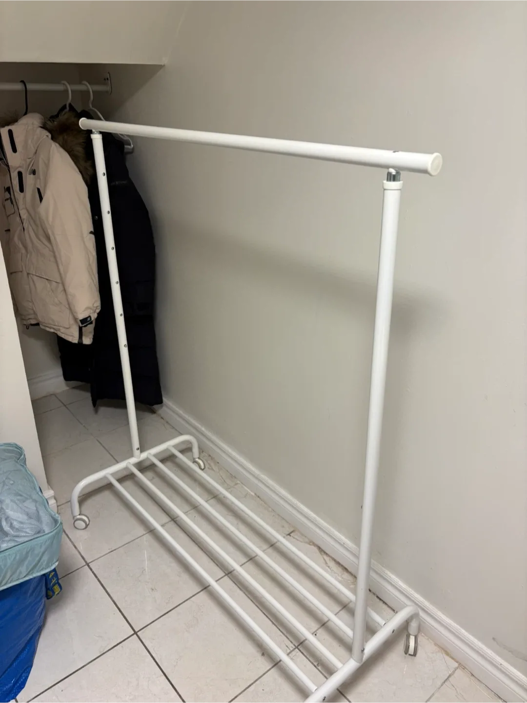 IKEA White Clothes Rack image indicator(2)