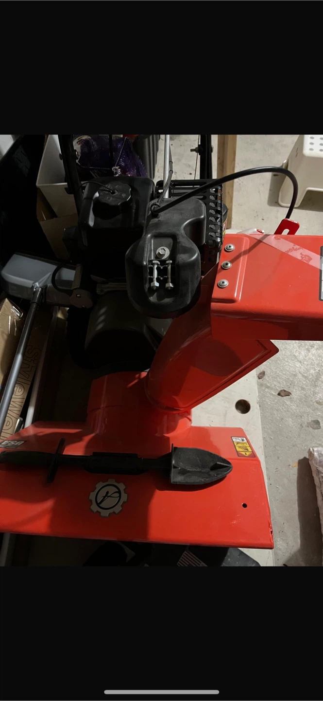 Ariens Classic 24 Snowblower - photo 4