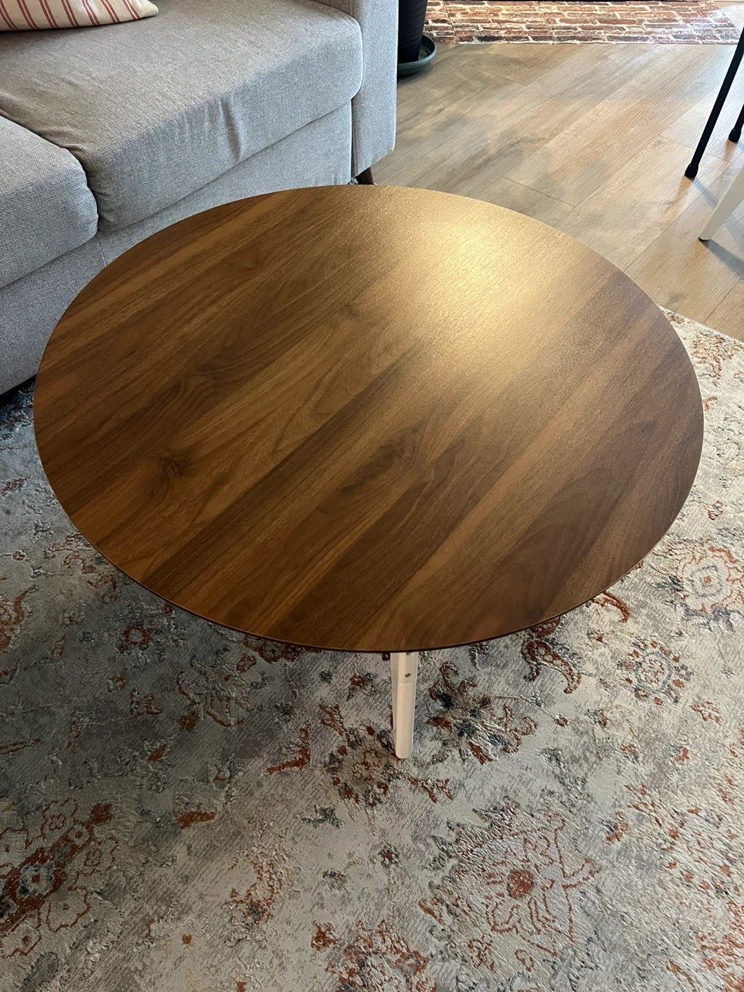 Coffee & Dining Tables w/ Boucle Chairs - photo 2