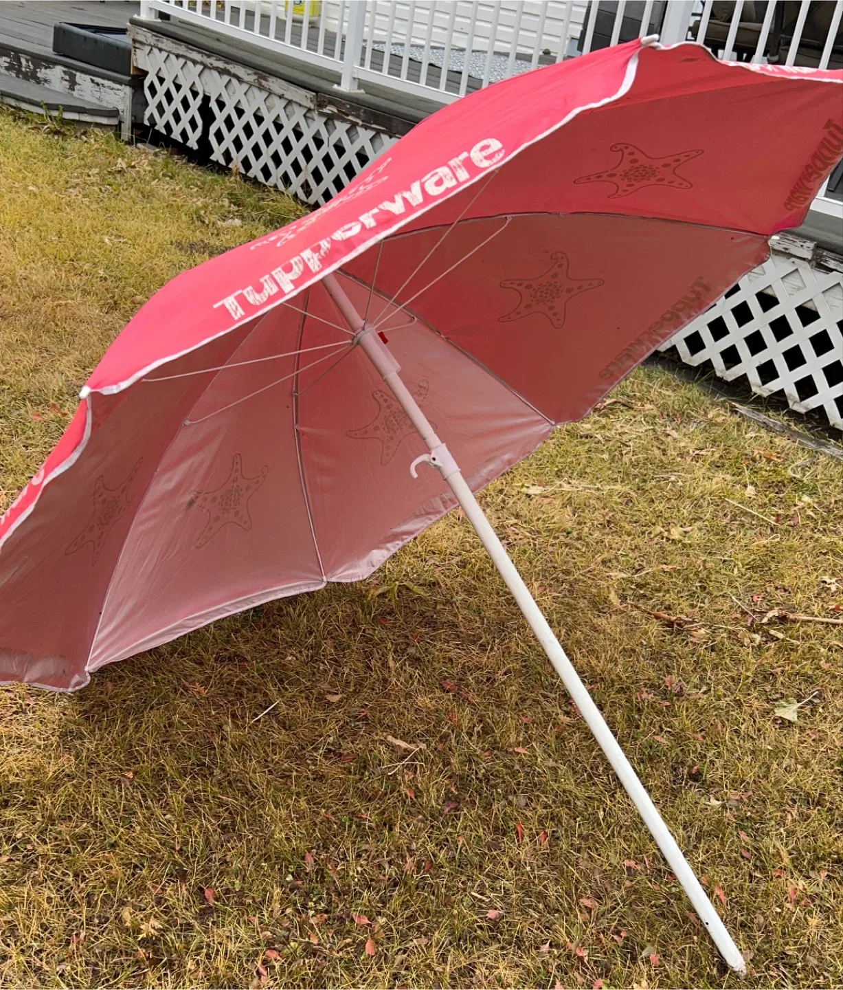 Tupperware Beach Umbrella - Coral Colour image indicator(2)
