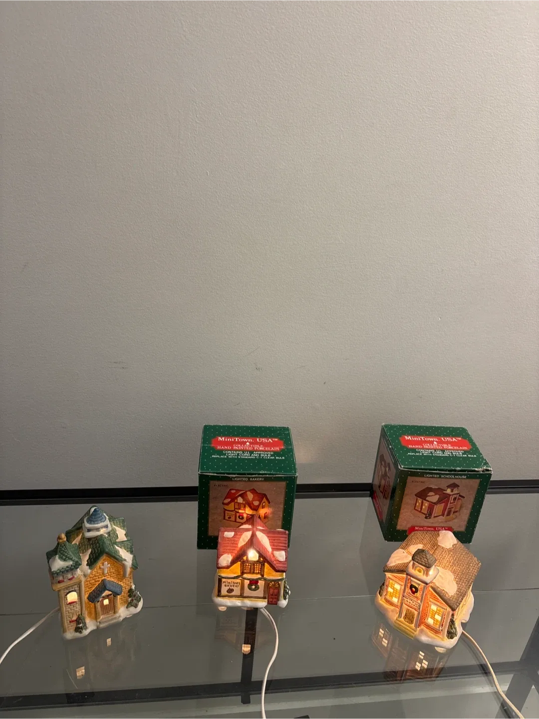 Mini village Bakery & Schoolhouse and Church Hoses image indicator(5)