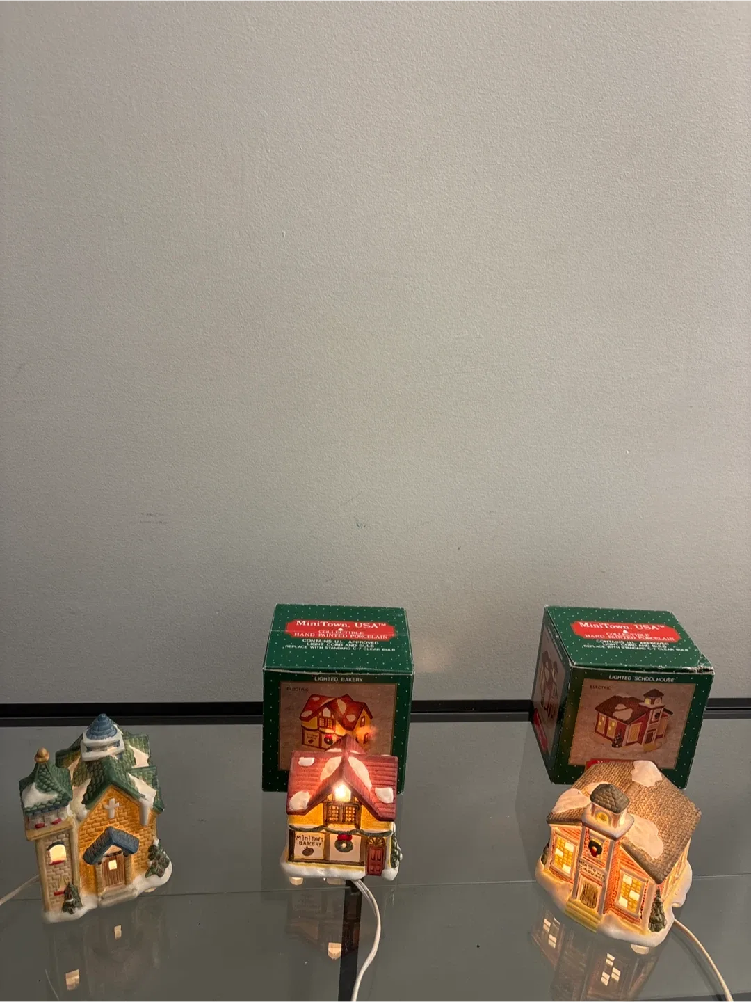 Mini village Bakery & Schoolhouse and Church Hoses image indicator(7)