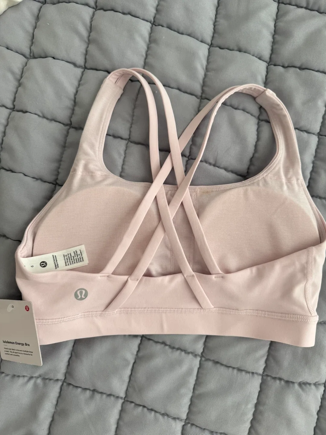 New Lululemon Energy Bra Size 6 - Light Pink image indicator(2)