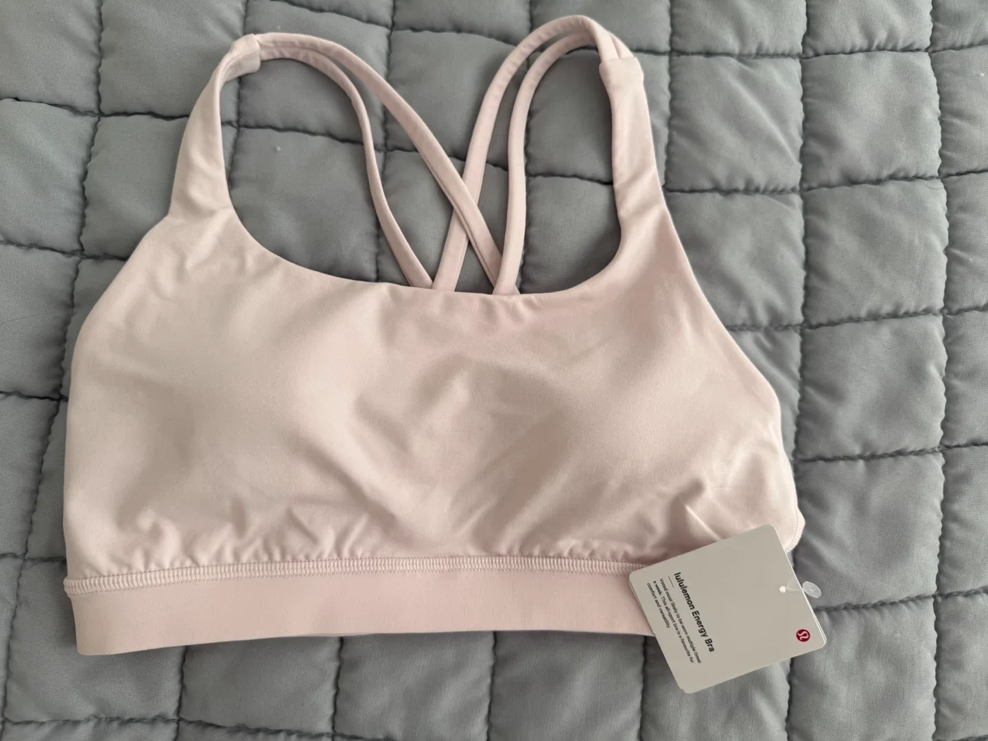 New Lululemon Energy Bra Size 6 - Light Pink