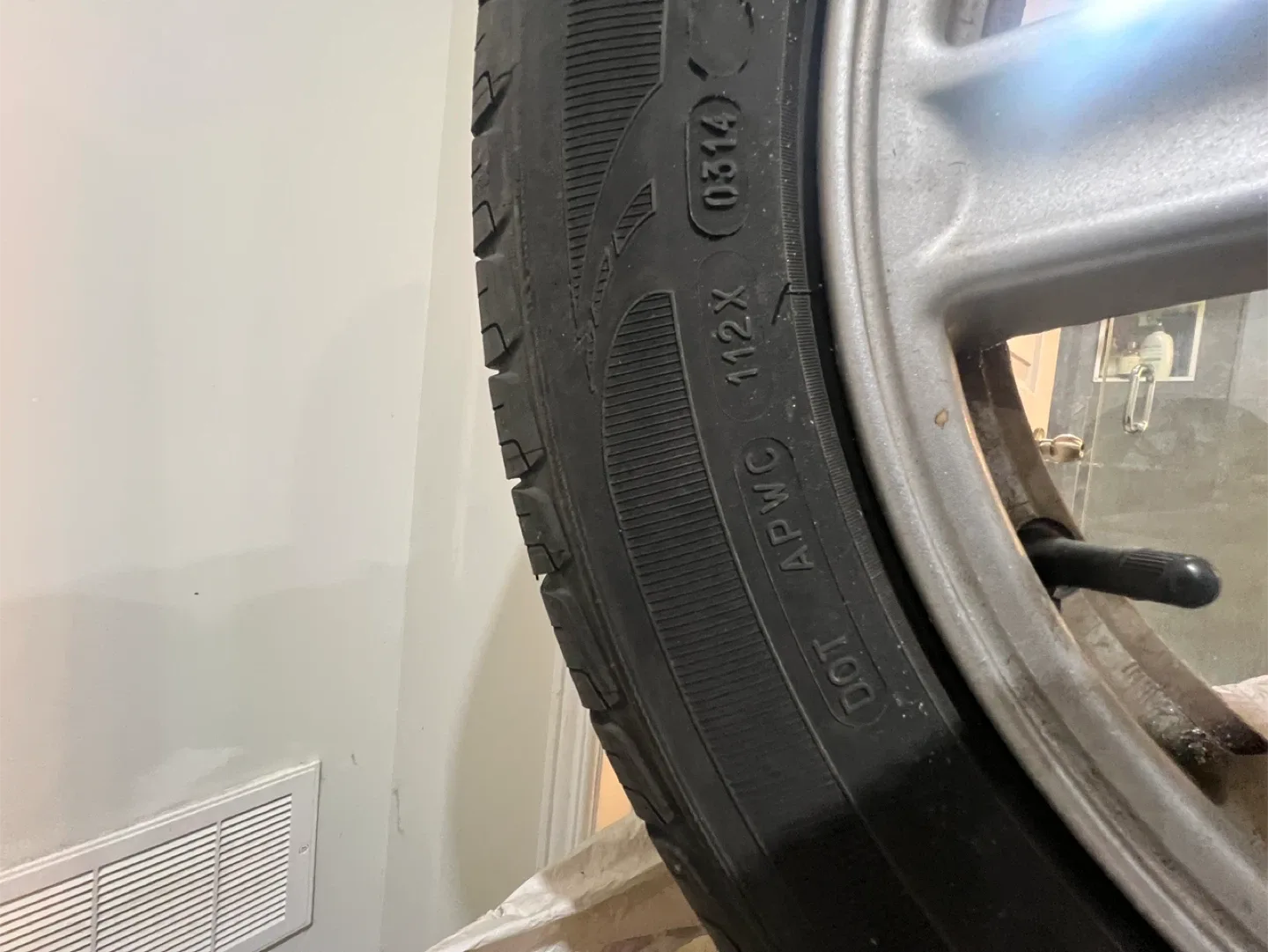 Michelin 205/55R16 Tire on Subaru Rim image indicator(6)