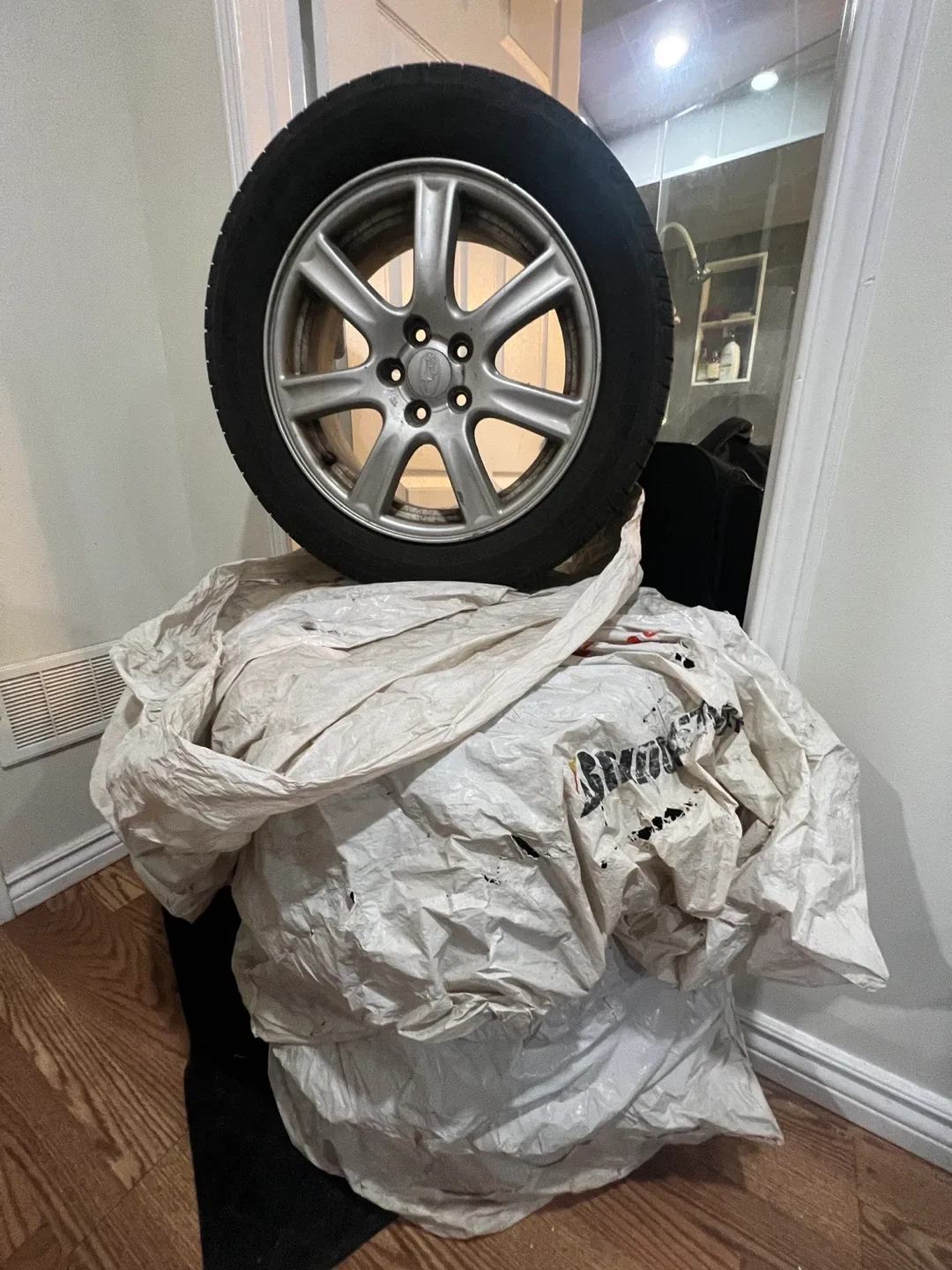 Michelin 205/55R16 Tire on Subaru Rim image indicator(3)