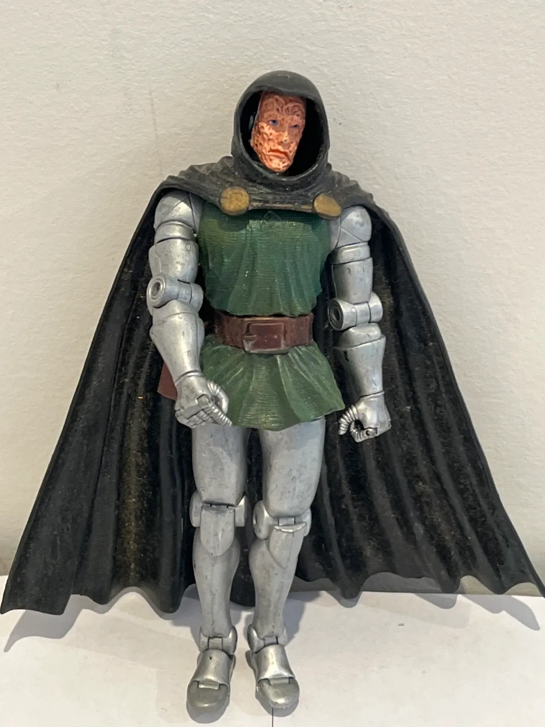 ToyBiz Marvel Legends Figure Dr. Doom 2004