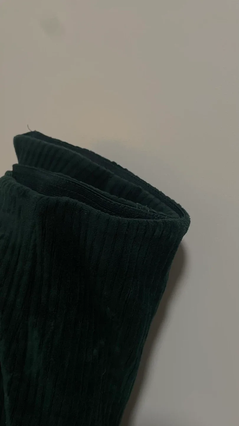 Deep Green Corduroy Pants image indicator(4)