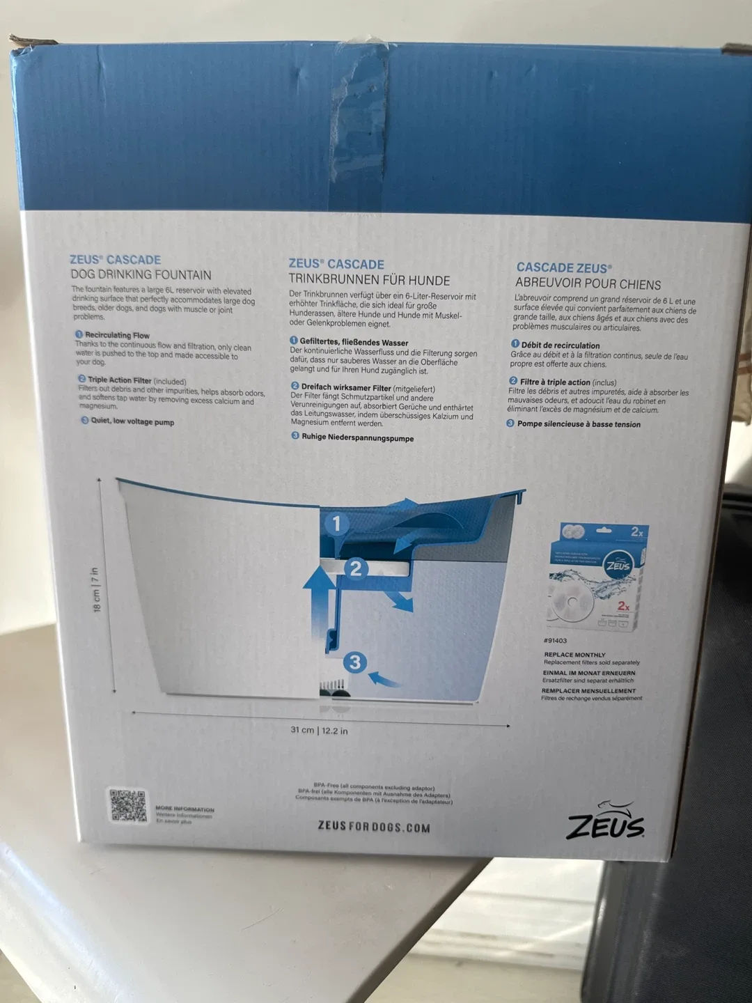 Zeus Cascade Dog Drinking Fountain image indicator(2)