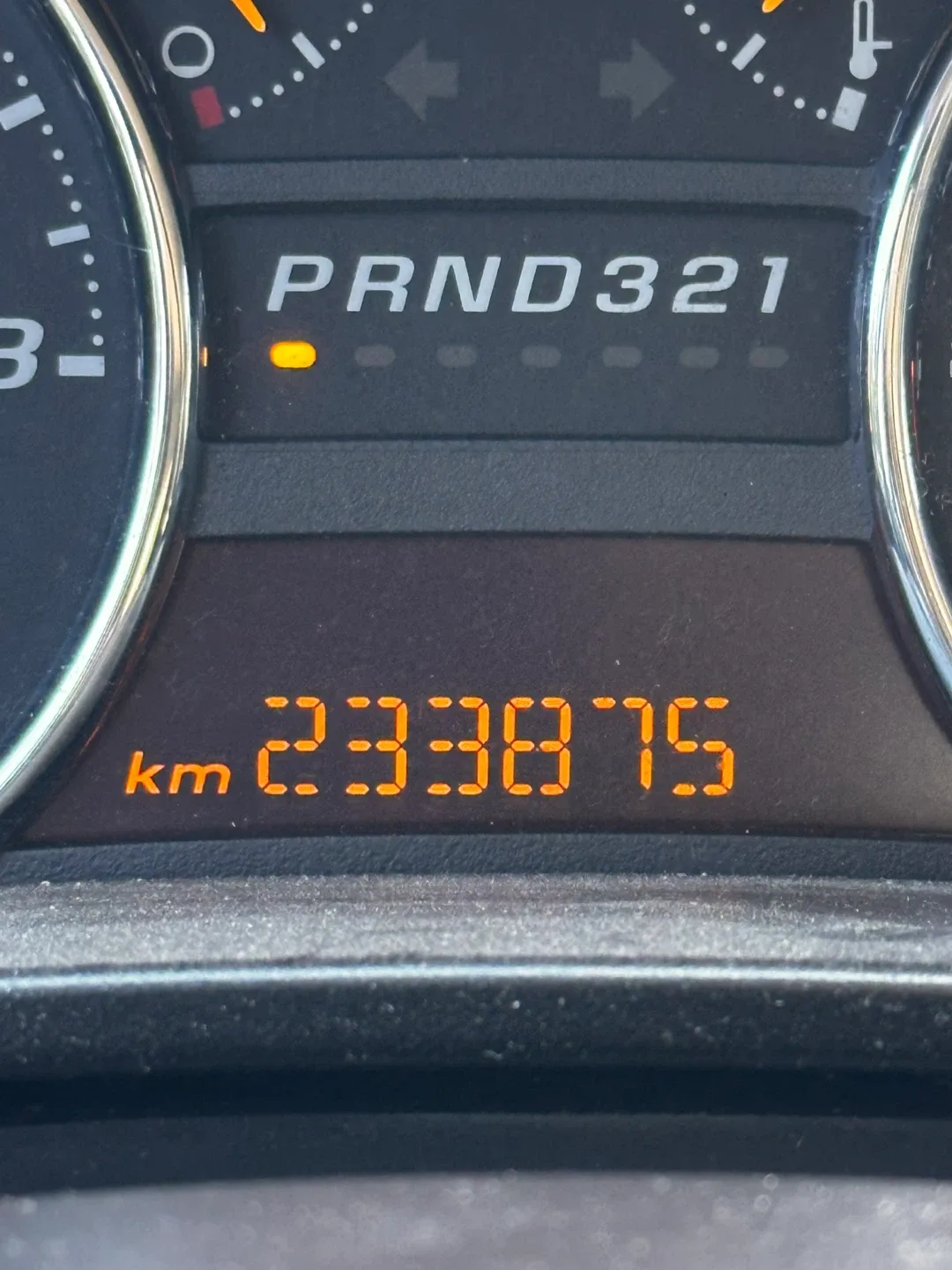 Chevrolet Colorado Truck image indicator(6)