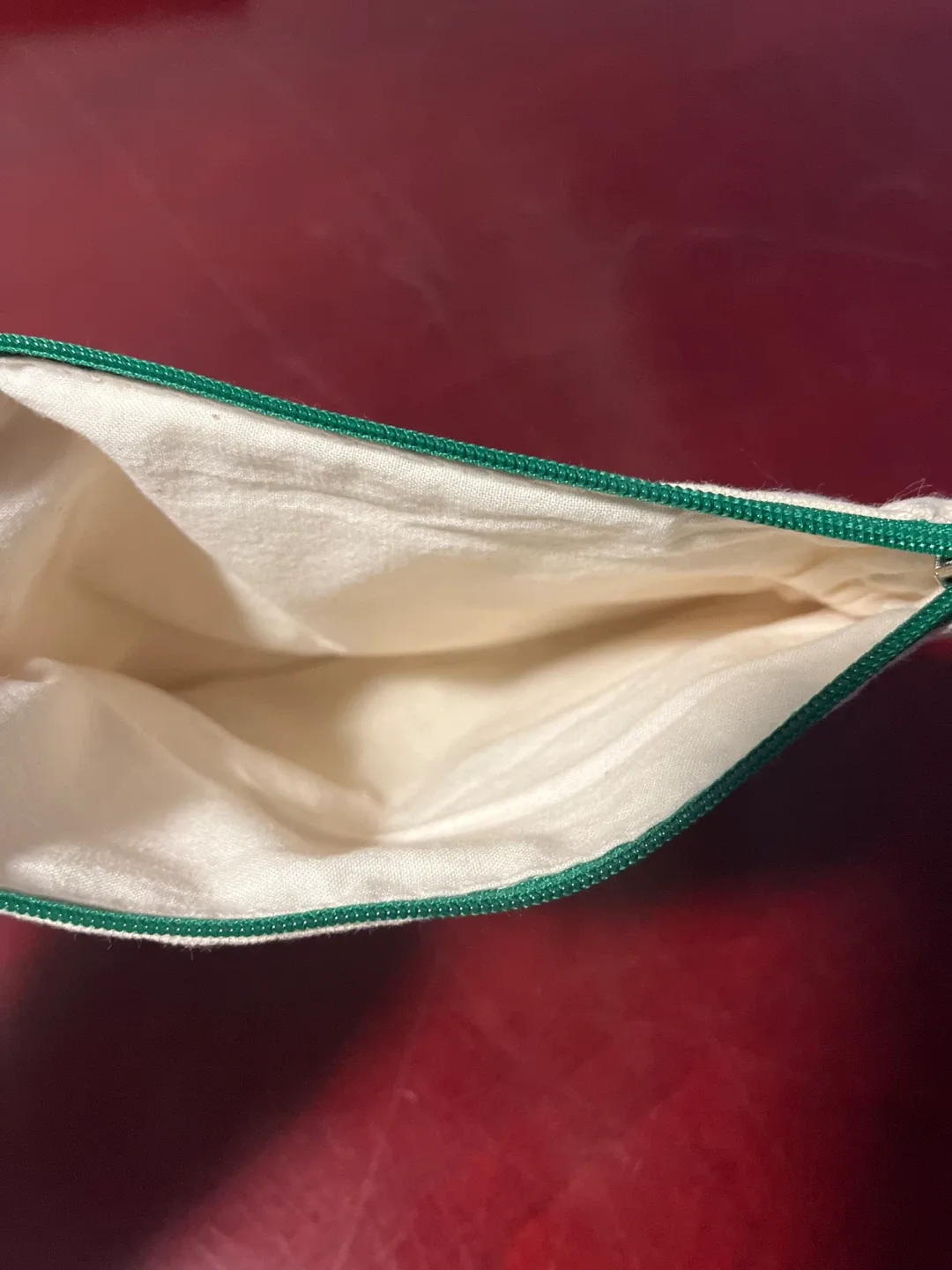 Handmade Embroidered Pouch image indicator(2)