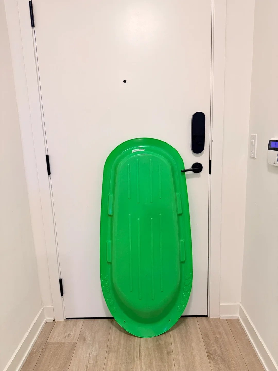 2pcs Tobaggoning sleds (sold as pair) image indicator(3)