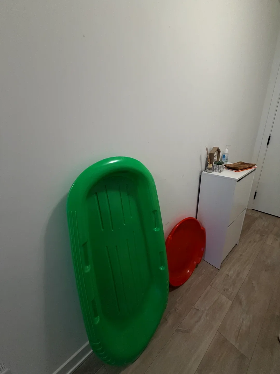 2pcs Tobaggoning sleds (sold as pair) image indicator(7)