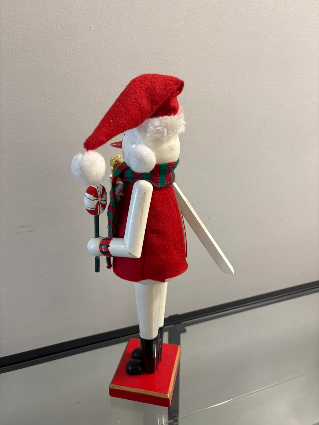 Christmas Nutcracker Figurine Tall 20 inches - photo 3