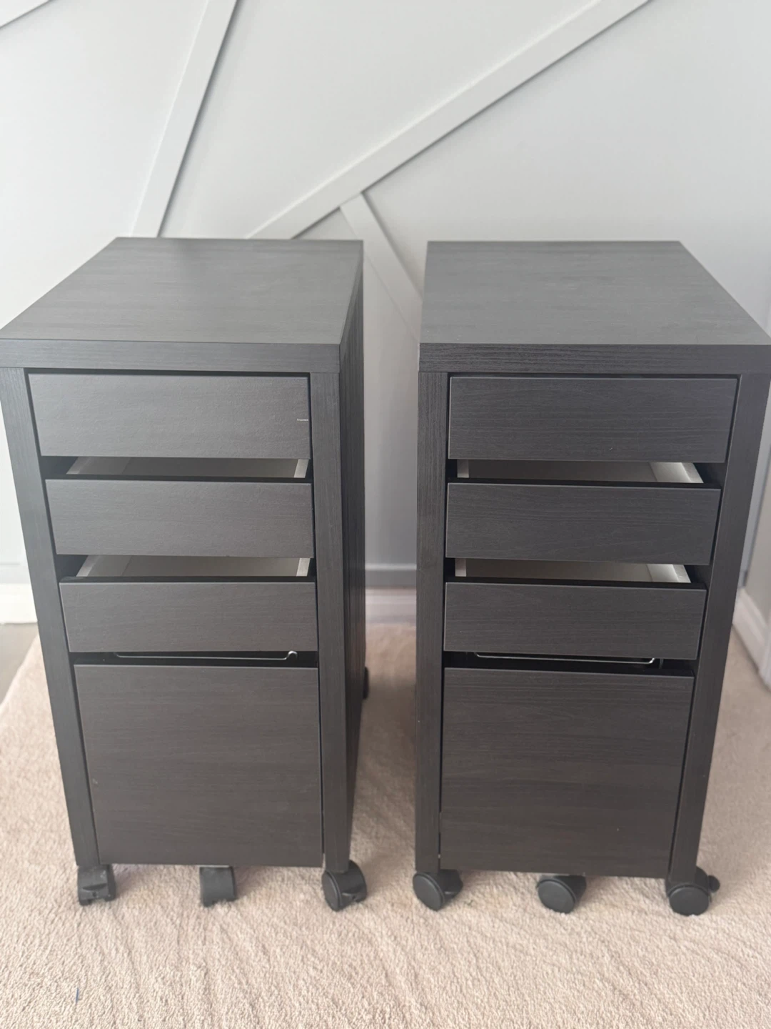 Drawer unit set of 2