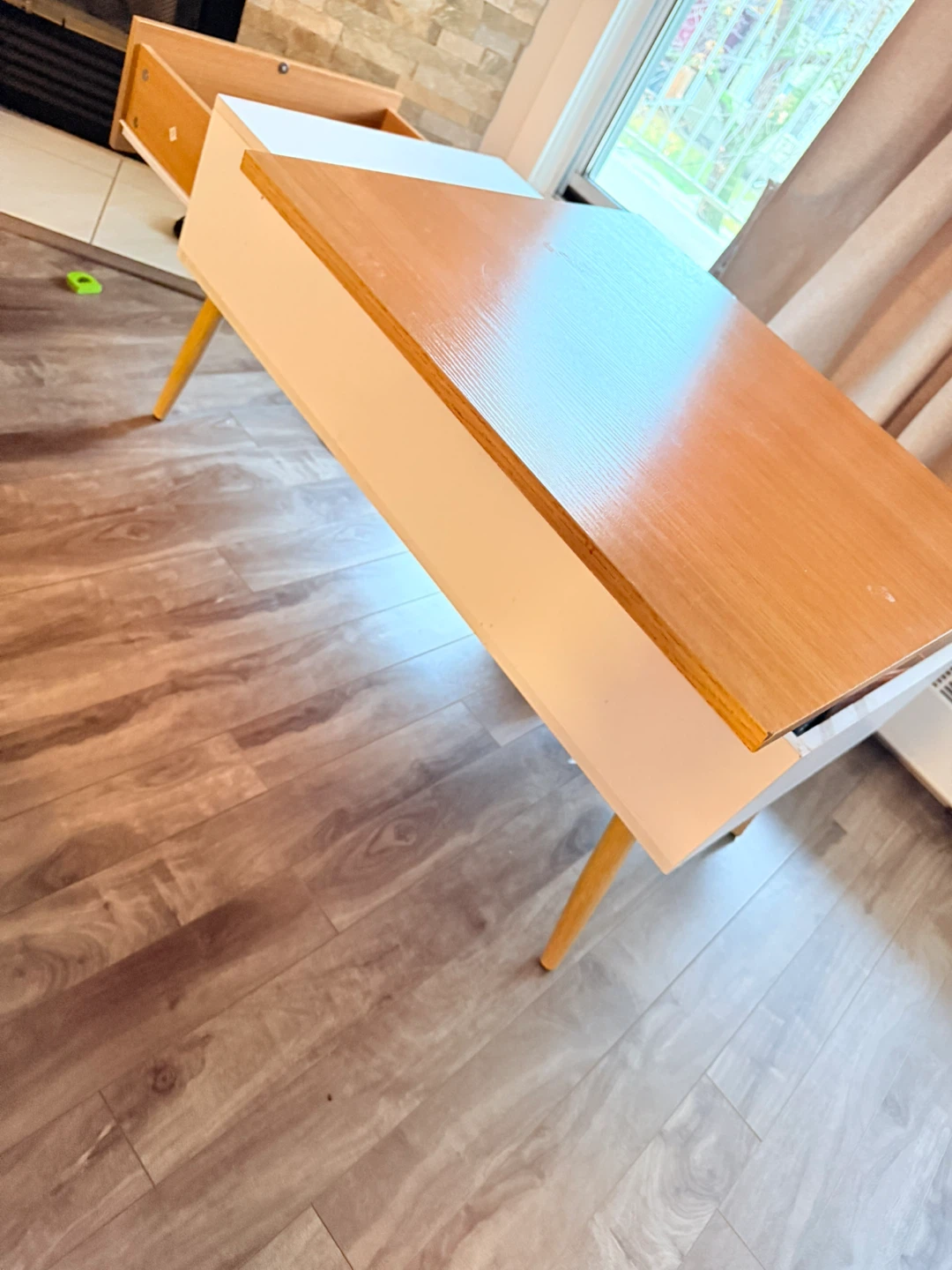 Lift Top Coffee Table - White & Wood