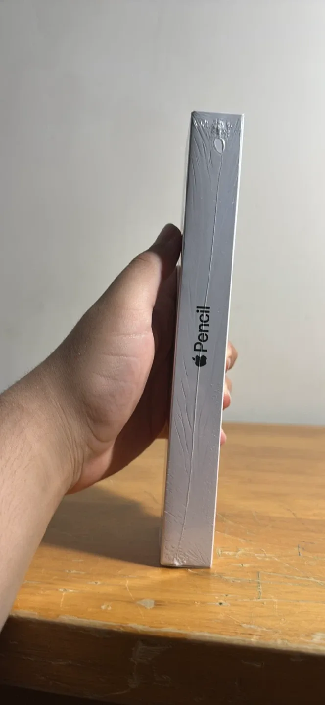 New Apple Pencil (2nd Generation) image indicator(3)