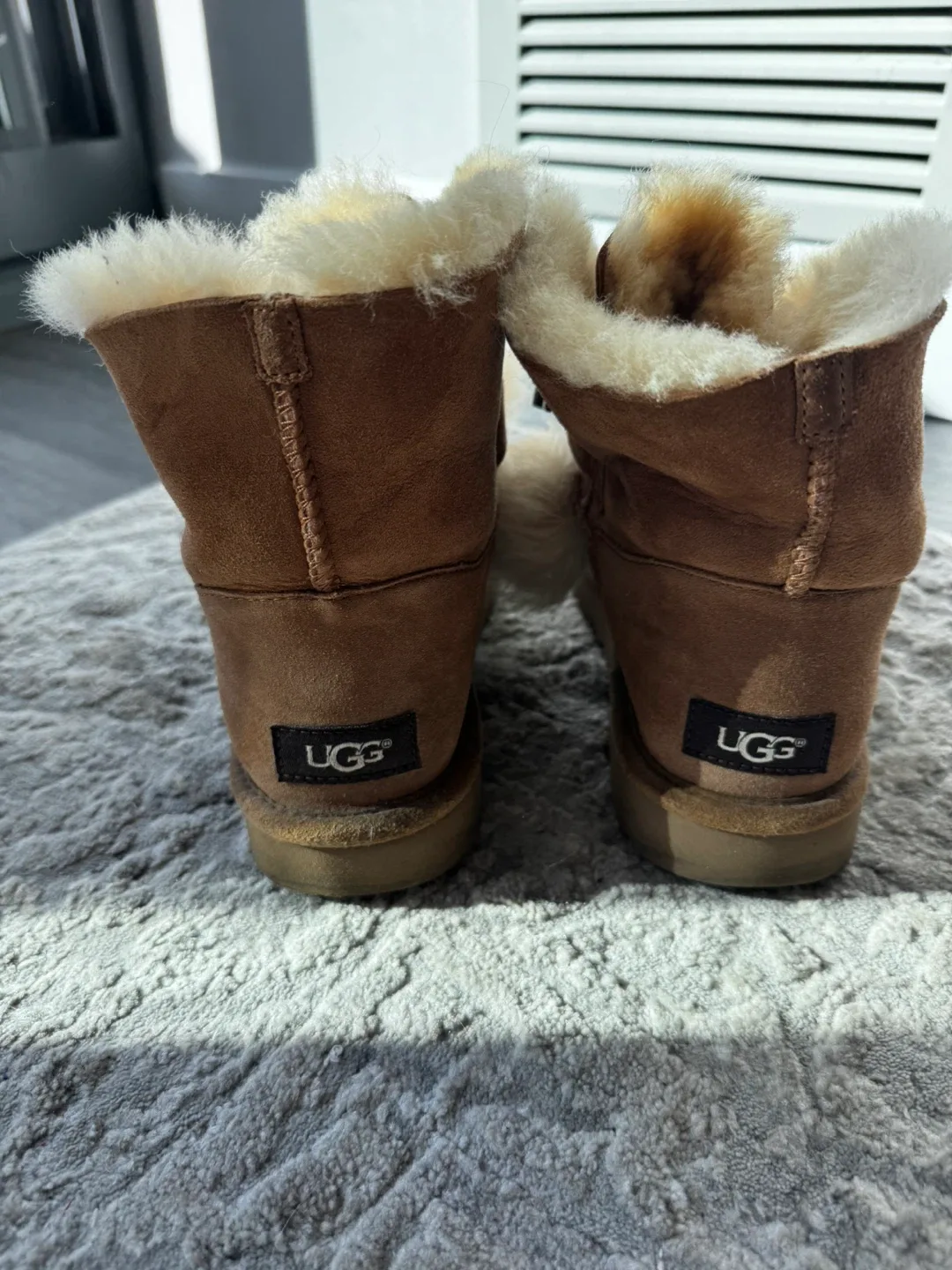 UGG Brown Boots image indicator(2)