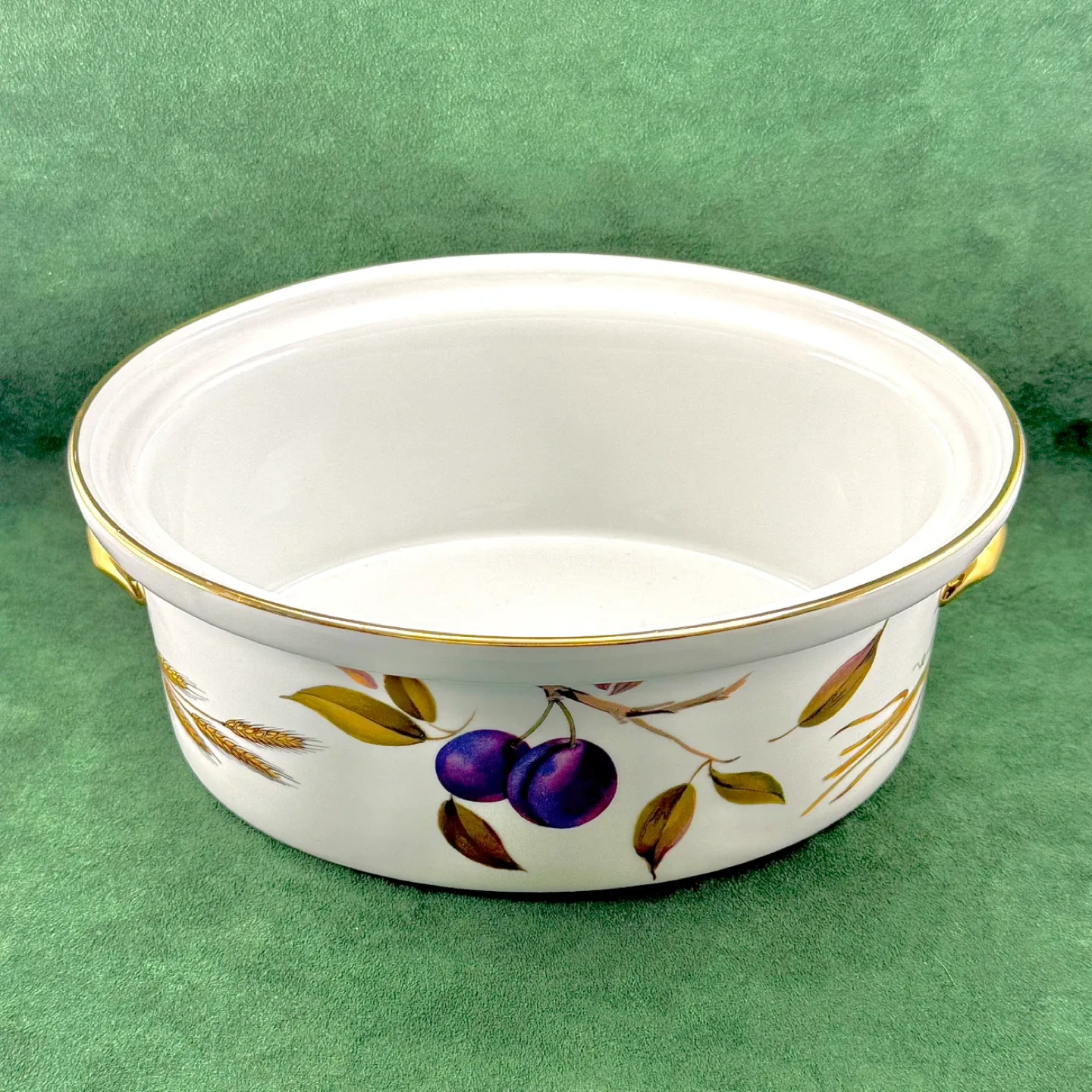 Royal Worcester Evesham open vegetable casserole thumbnail