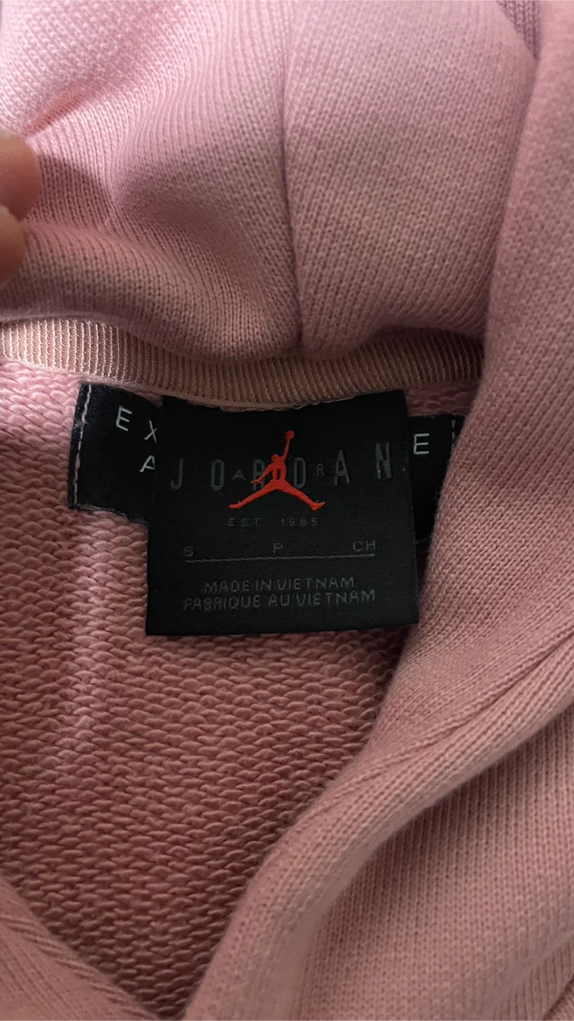 Air Jordan Pink Hoodie - Size Small - photo 3