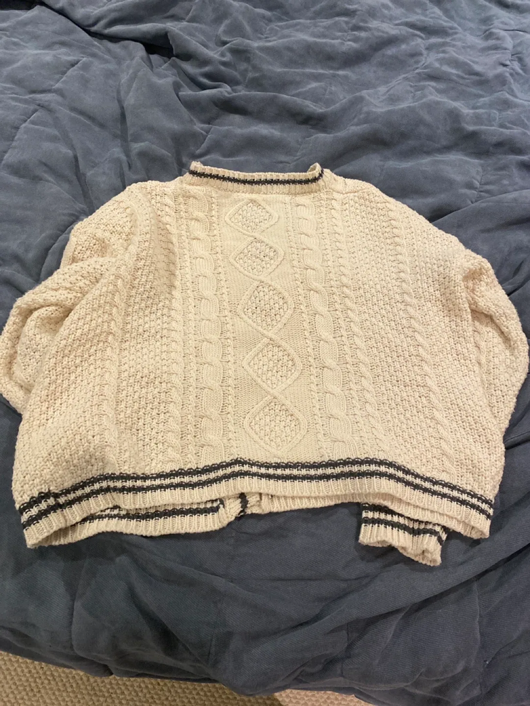 Taylor Swift Folklore Cardigan image indicator(4)