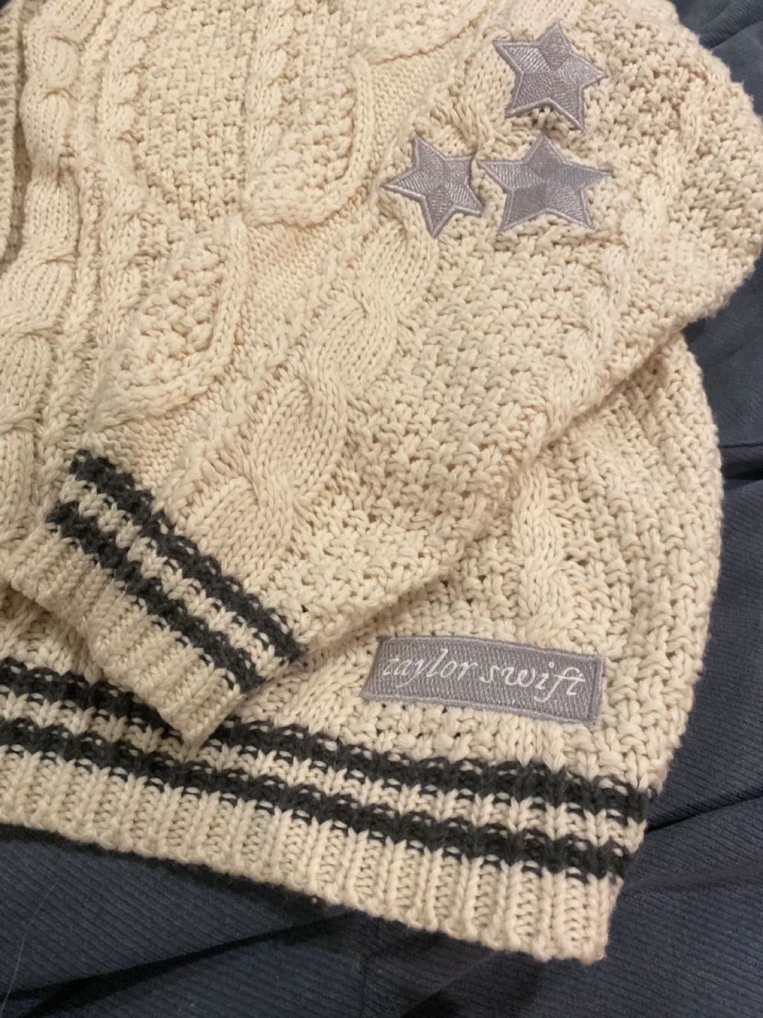 Taylor Swift Folklore Cardigan image indicator(2)