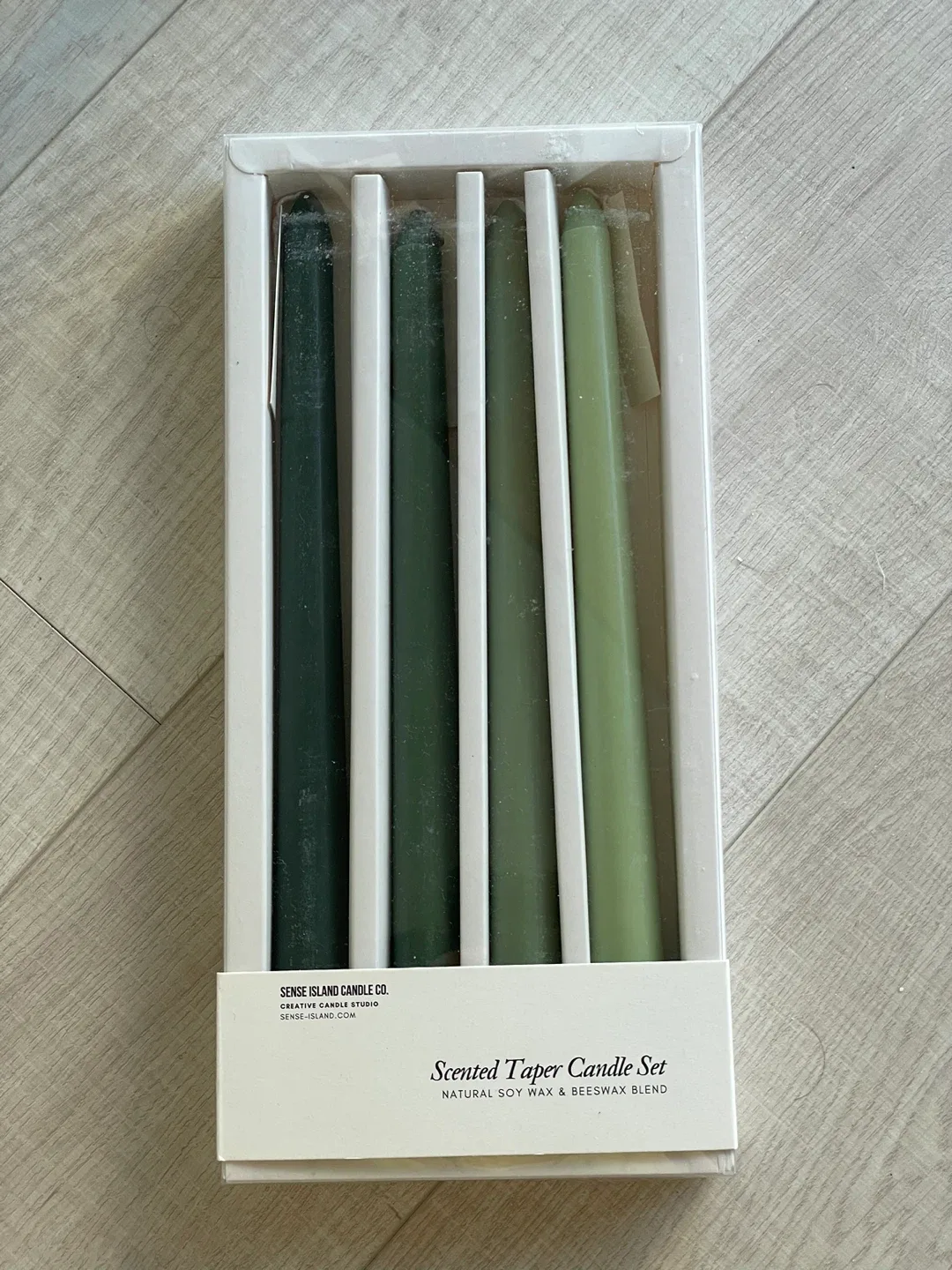 Sense Island Scented Taper Candle Set - Green image indicator(2)