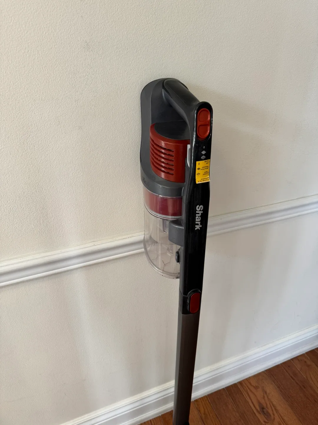 Shark IX140C Rocket Lightweight Cordless Stick Vacuum image indicator(3)