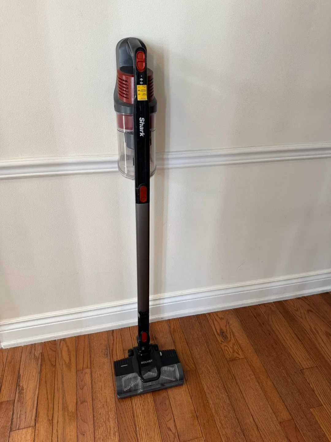 Shark IX140C Rocket Lightweight Cordless Stick Vacuum image indicator(2)
