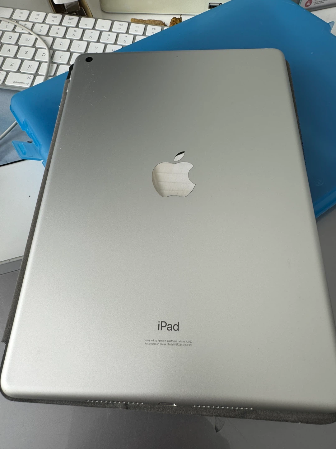 iPad Model A2197 - photo 2