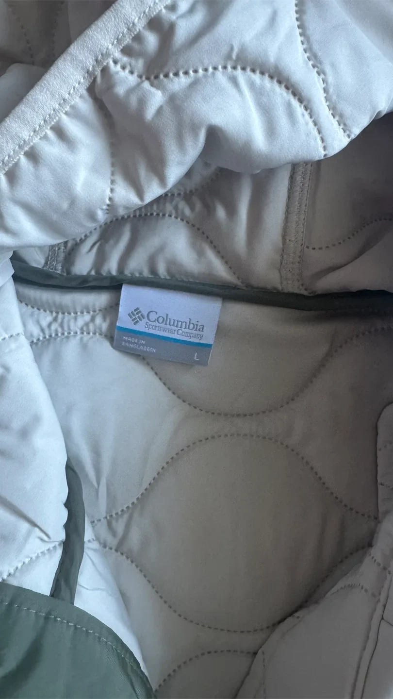 Columbia Fleece & Quilted Jacket - Size L image indicator(2)
