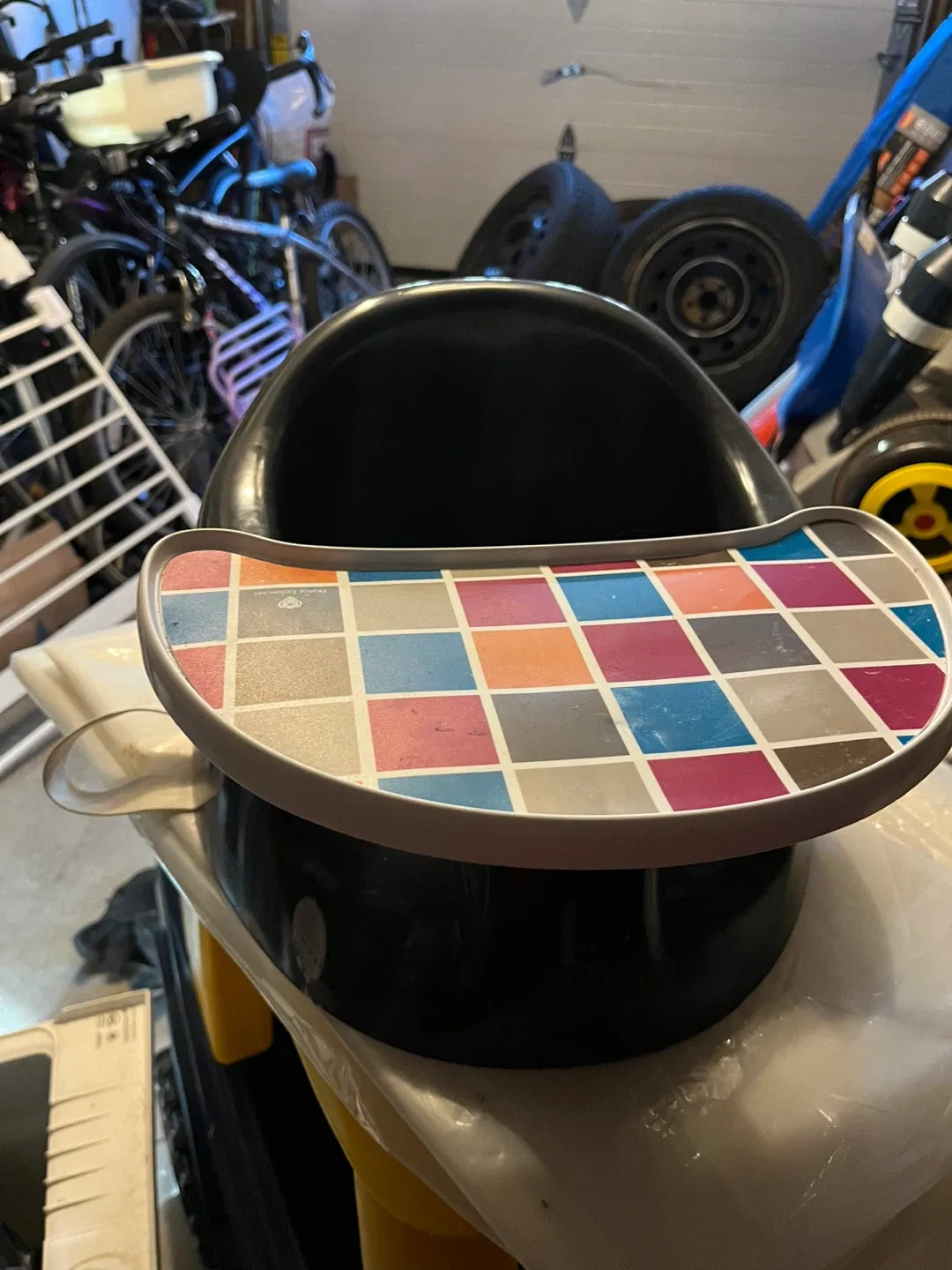 Black Bumbo Floor Seat with Tray image indicator(3)