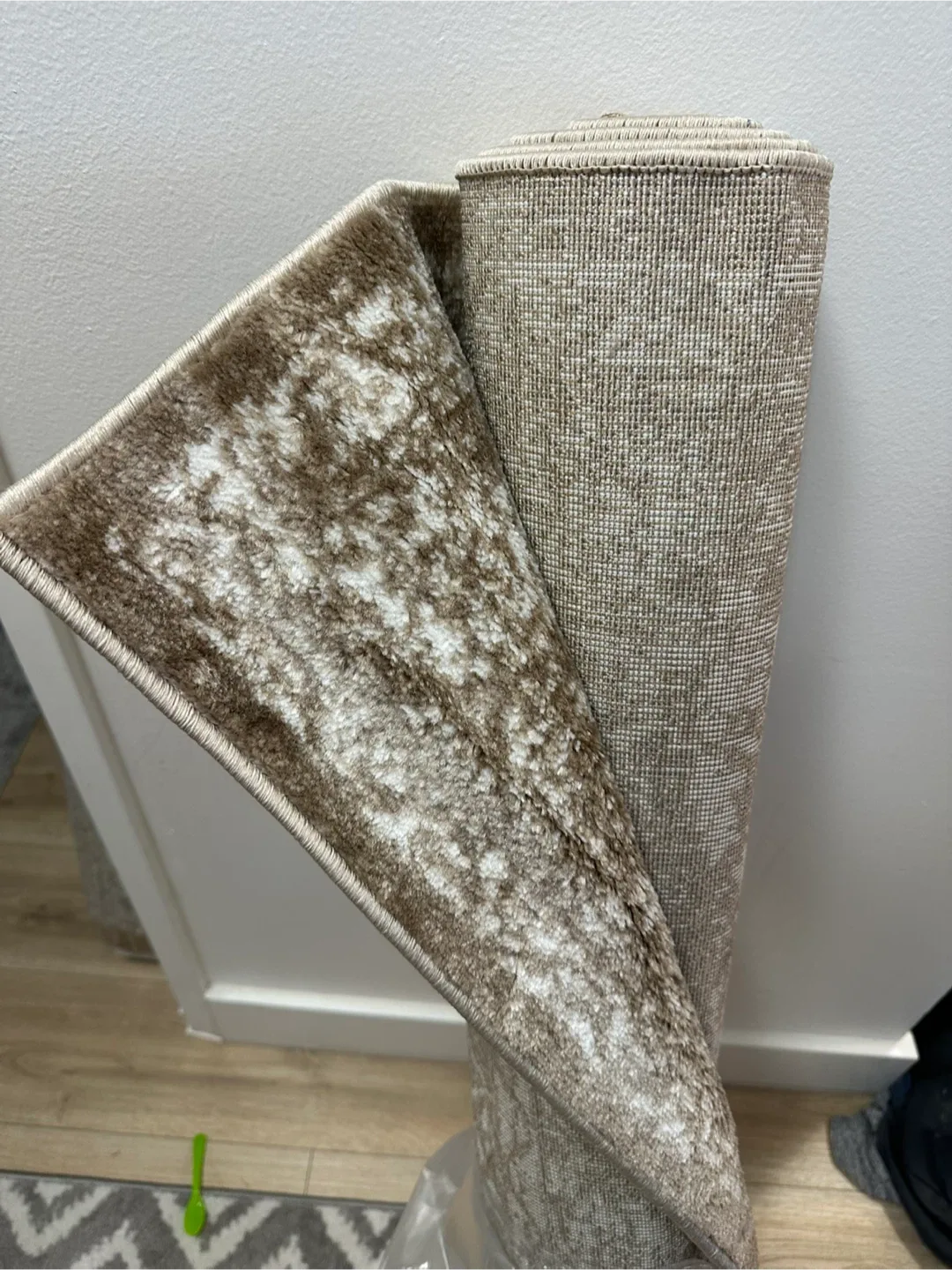 a2zrug Santorini Collection Rug 120 X 170 Beige thumbnail