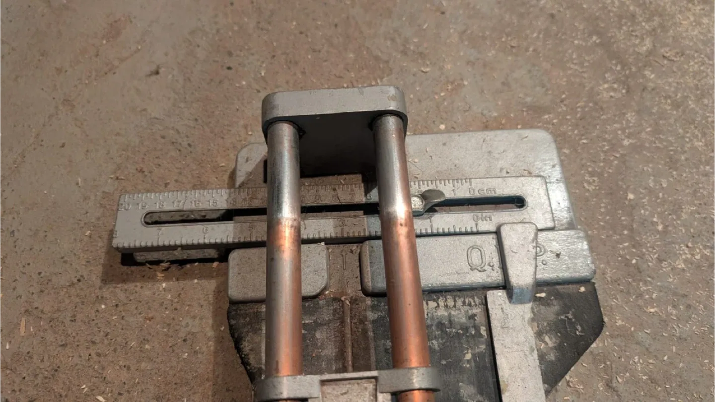 Two Tile Cutters image indicator(4)