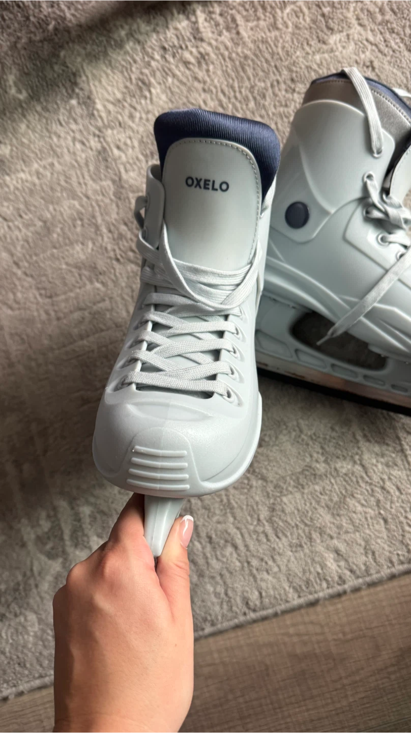 Oxelo Ice Skates - Women's Size 8/EU 39