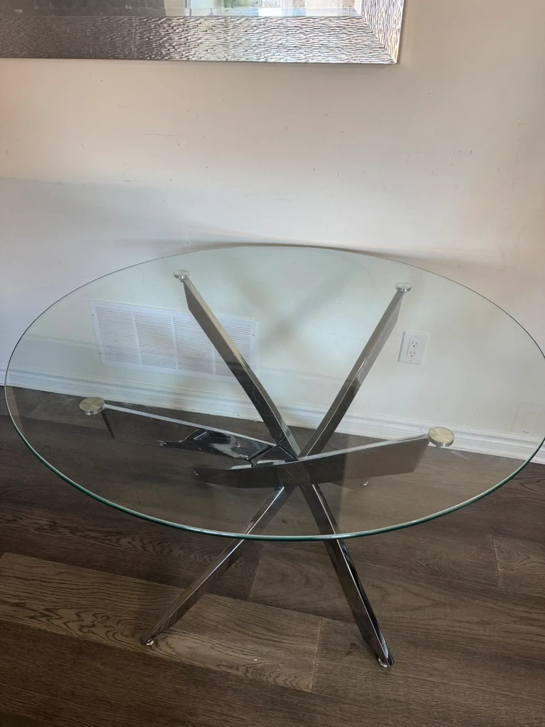 Round Glass Dining Table With Chrome Base image indicator(2)