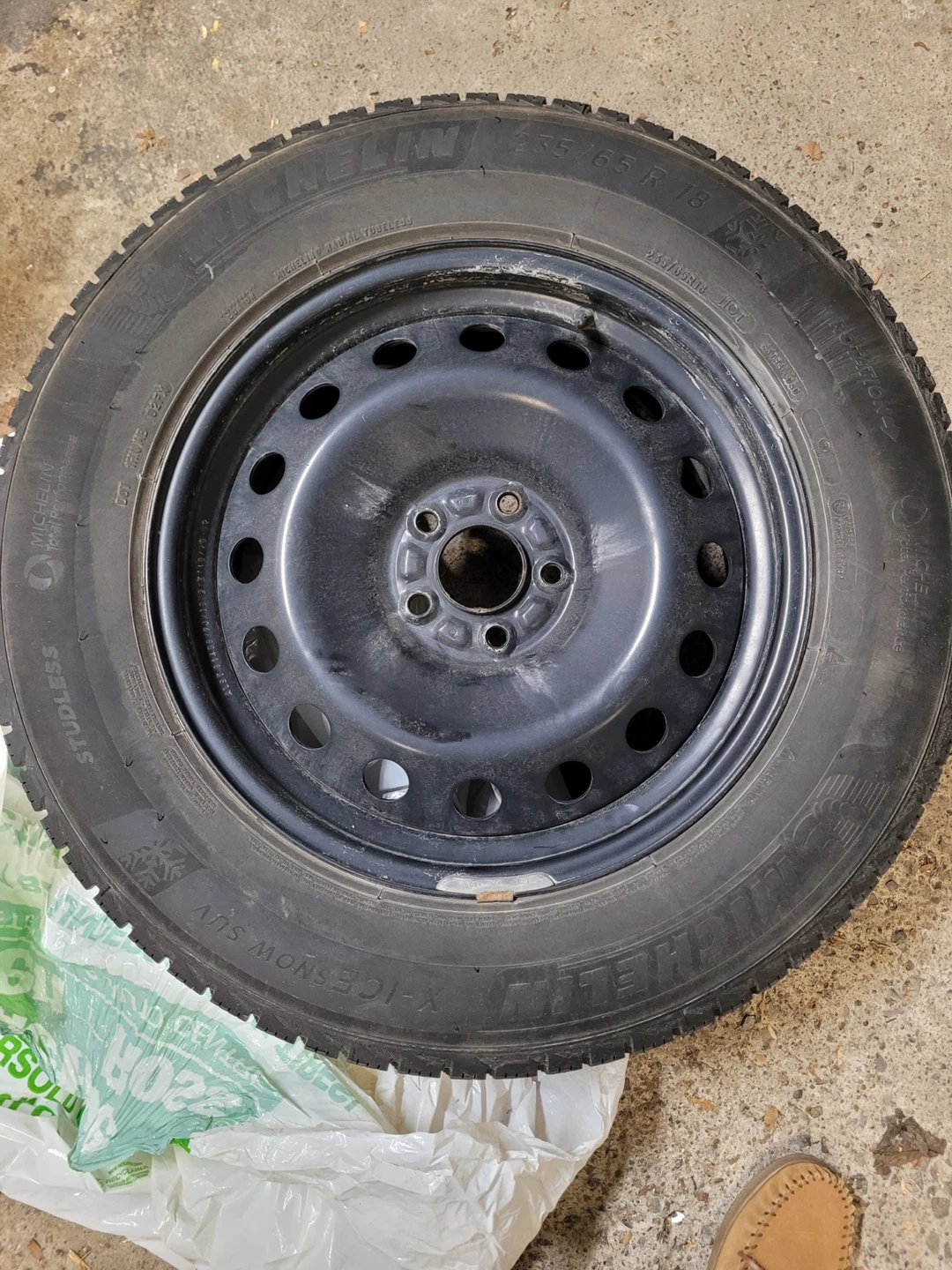 Michelin X-Ice Snow SUV 235/65R18 Tire - photo 3