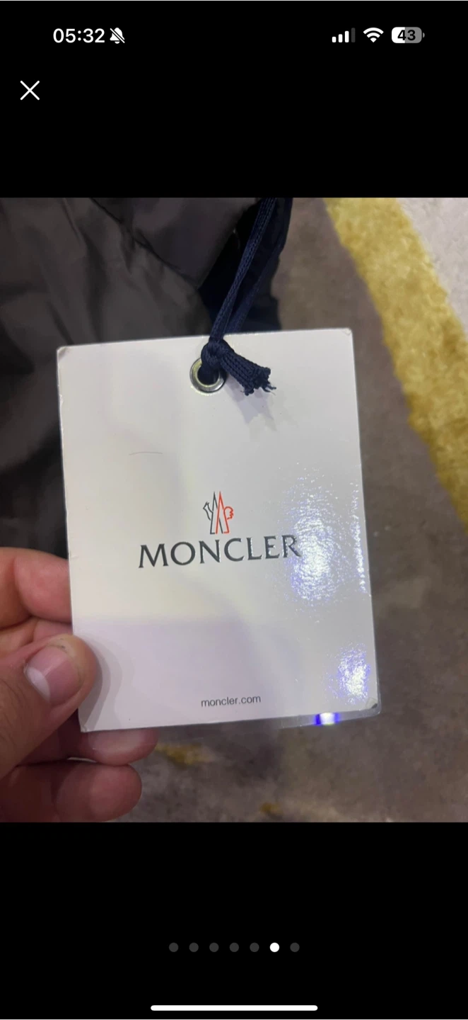 Moncler Padded Jacket - photo 2