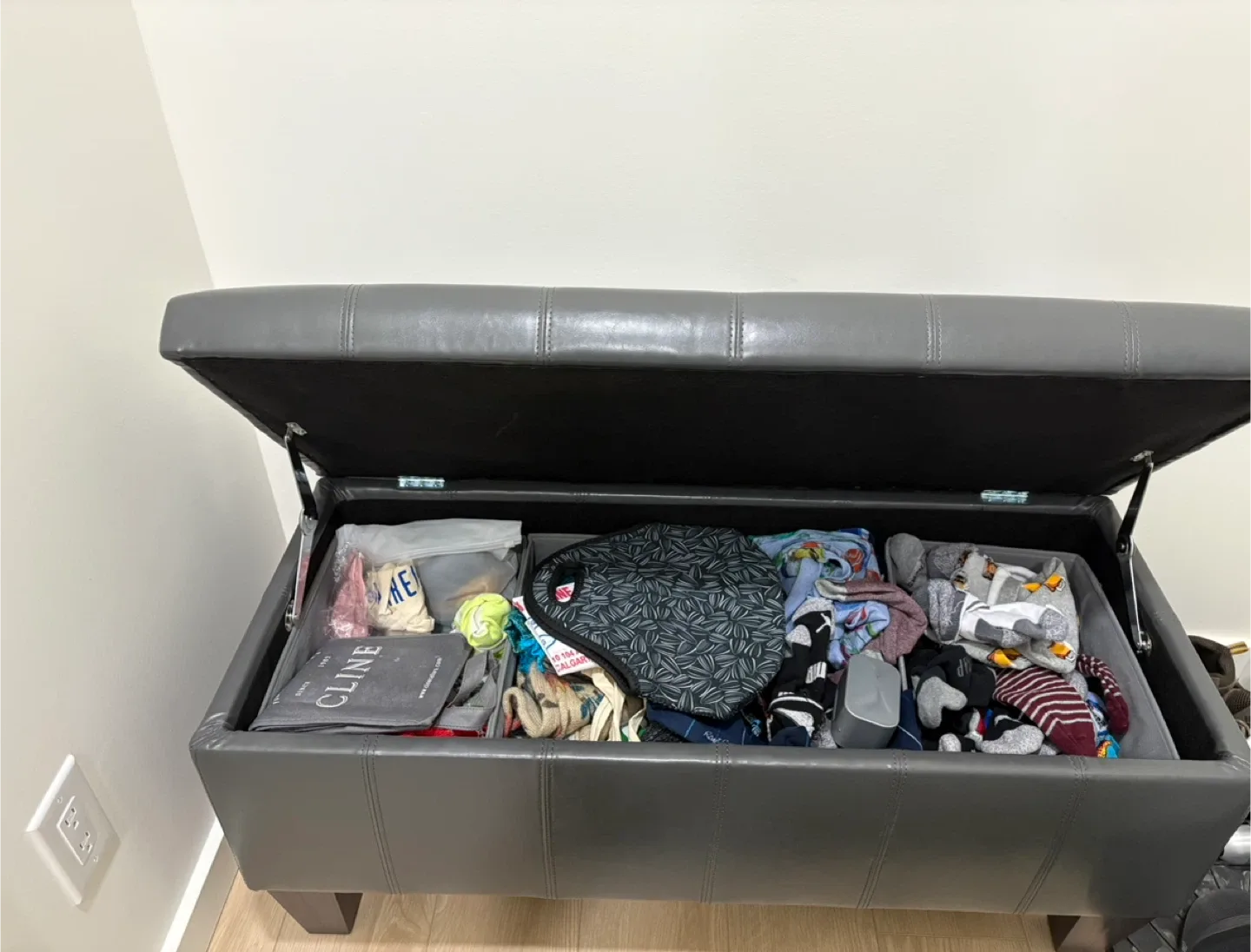 Grey Storage Ottoman Bench image indicator(2)