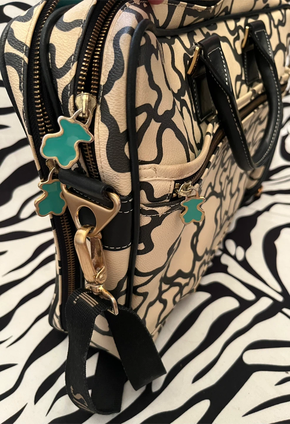 🧸🖤 TOUS Kaos Pix laptop briefcase in beige and black print 🖤🧸 - photo 5