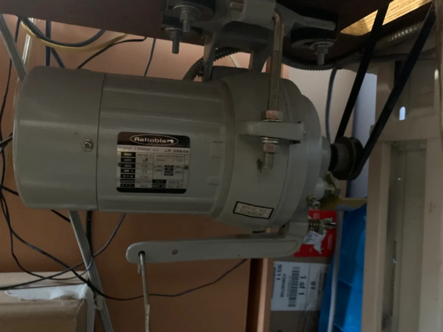 Reliable LR 39648 industrial Sewing Machine Motor image indicator(2)