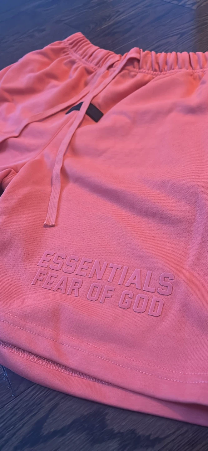 Essentials Fear of God Coral Shorts - photo 2