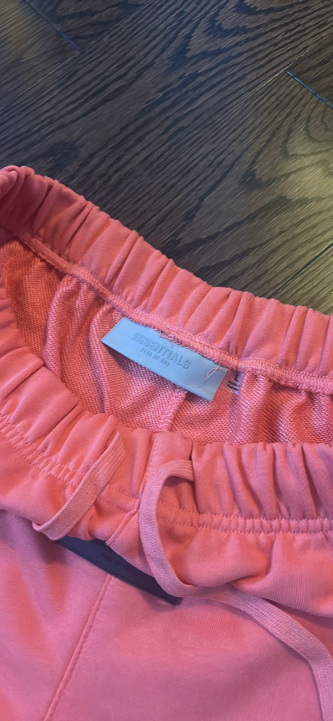 Essentials Fear of God Coral Shorts - photo 4
