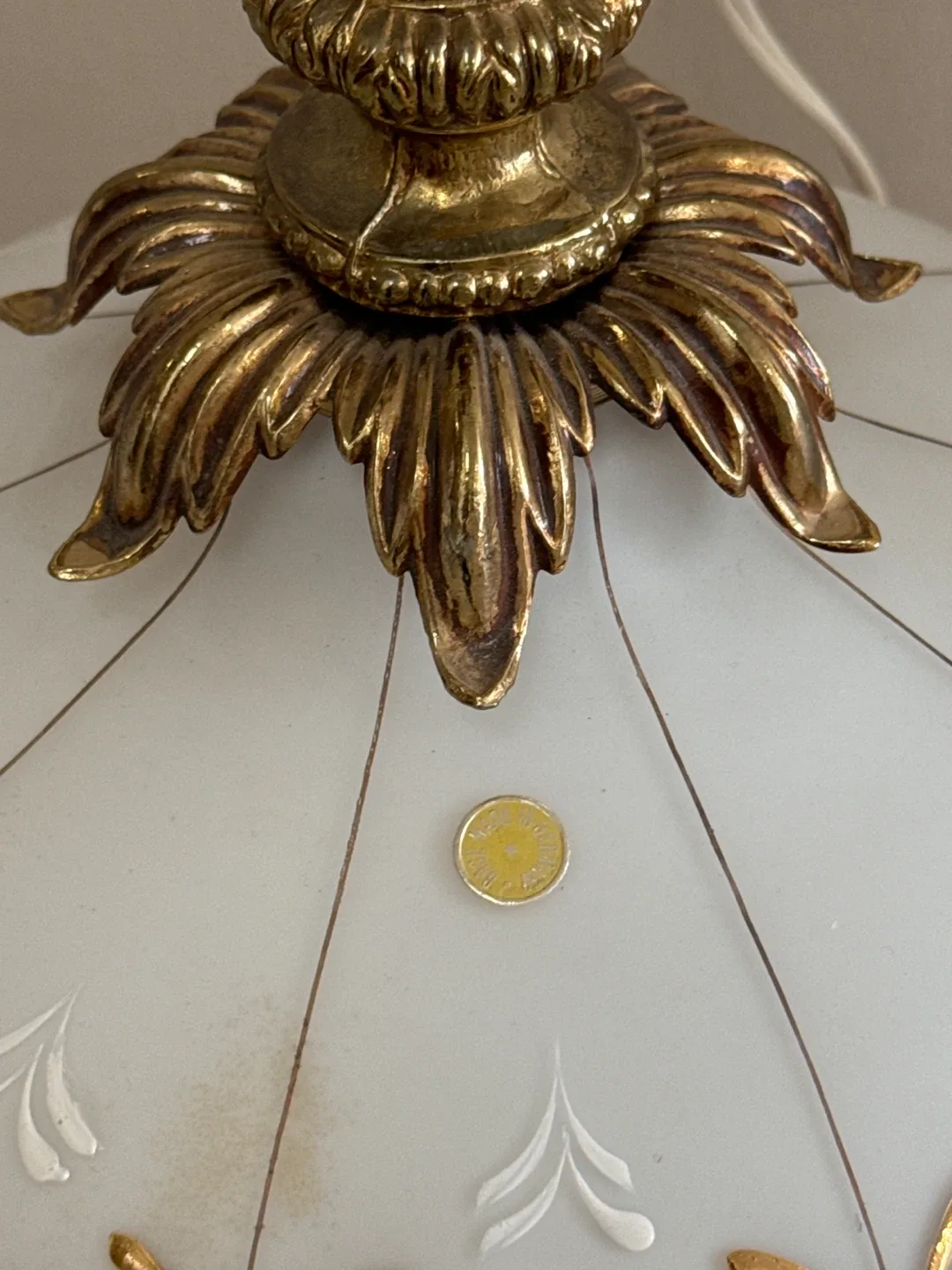 Vintage Pair of Lamps with Shades image indicator(3)