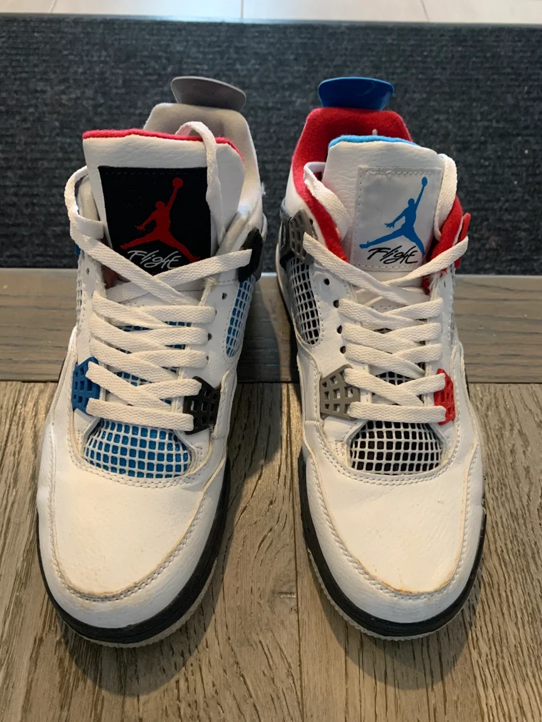 Nike Air Jordan 4 Retro US 8