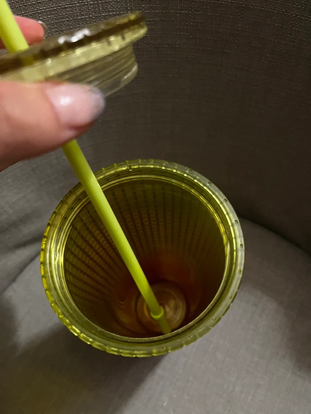 Starbucks 24 fl oz Tumbler image indicator(8)